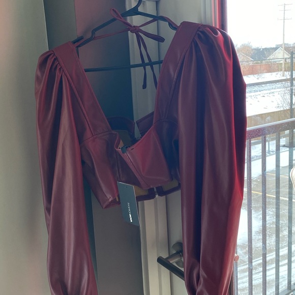 Fashionnova Burgundy faux leather top - Picture 4 of 4